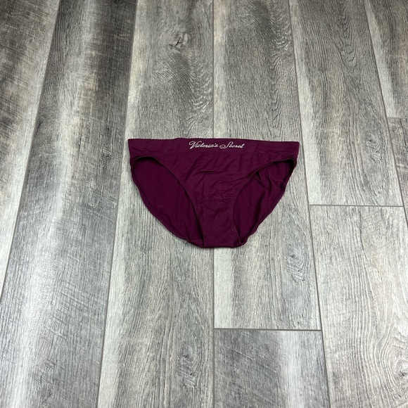 VS Plum Bikini‎ Underwear - Picture 1 of 10